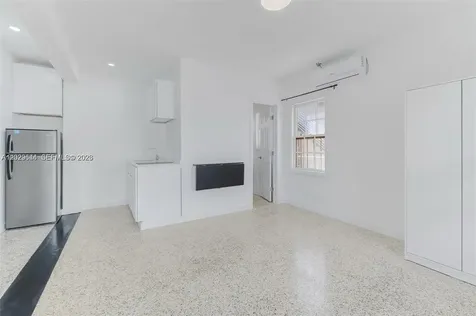 415 75th Street Miami Beach FL 33141