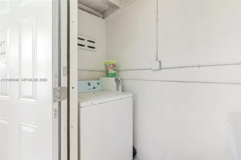 415 75th Street Miami Beach FL 33141