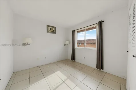 8185 NW 8th Street Miami FL 33126
