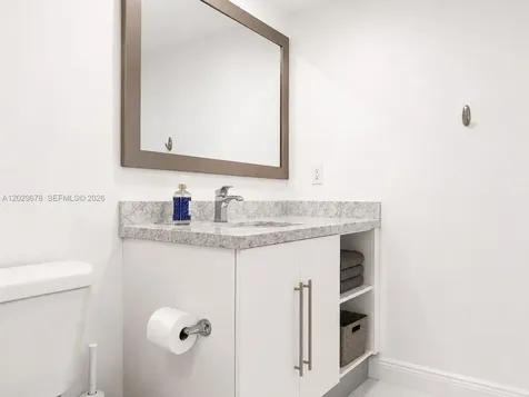 325 S Biscayne Boulevard Miami FL 33131
