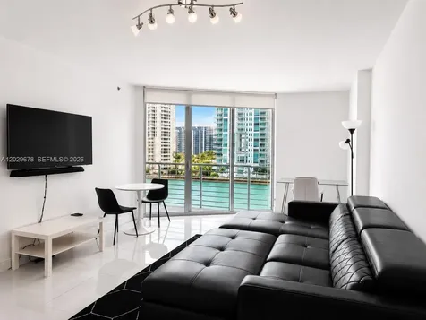 325 S Biscayne Boulevard Miami FL 33131