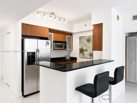 325 S Biscayne Boulevard Miami FL 33131