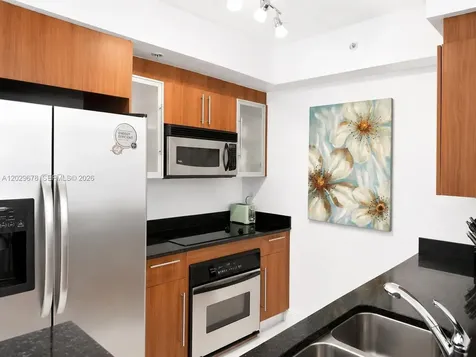 325 S Biscayne Boulevard Miami FL 33131