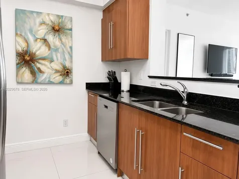 325 S Biscayne Boulevard Miami FL 33131
