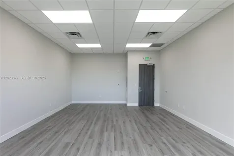19790 W Dixie Highway Aventura FL 33180