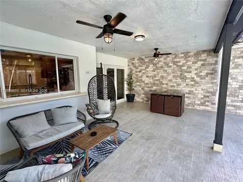 5424 Garfield Street Hollywood FL 33021