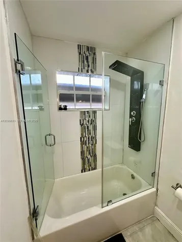 5424 Garfield Street Hollywood FL 33021