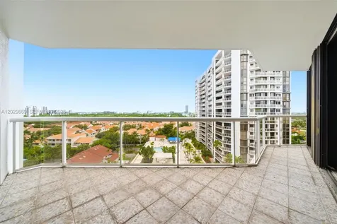 3610 Yacht Club Drive Aventura FL 33180