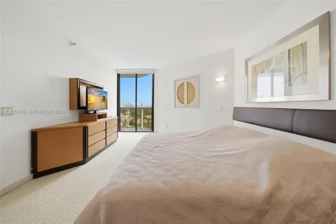 3610 Yacht Club Drive Aventura FL 33180