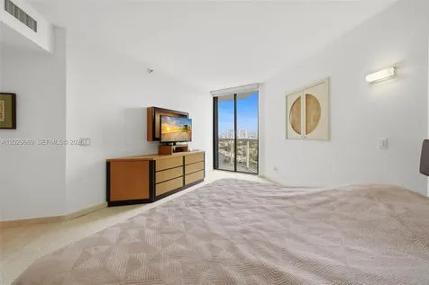 3610 Yacht Club Drive Aventura FL 33180
