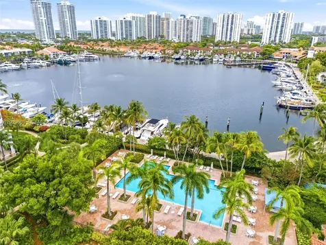 3610 Yacht Club Drive Aventura FL 33180