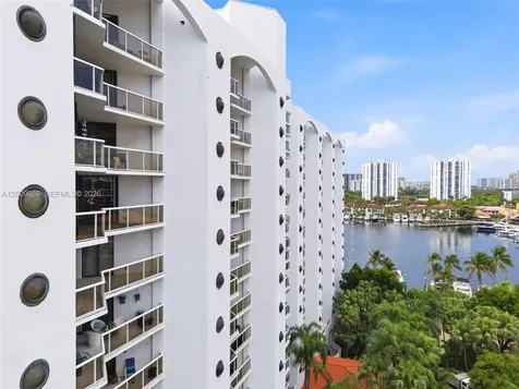 3610 Yacht Club Drive Aventura FL 33180