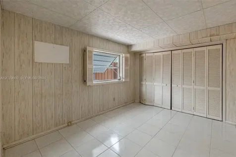 5830 SW 89th Court Miami FL 33173