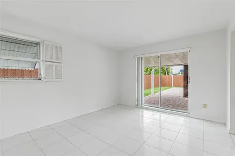 5830 SW 89th Court Miami FL 33173