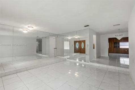 5830 SW 89th Court Miami FL 33173