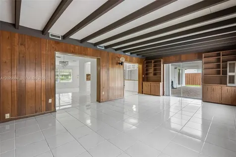 5830 SW 89th Court Miami FL 33173