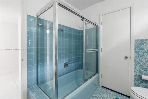 5830 SW 89th Court Miami FL 33173