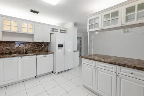 5830 SW 89th Court Miami FL 33173
