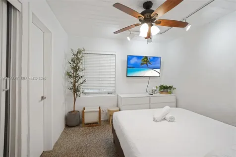 725 SW 2nd Court Fort Lauderdale FL 33312