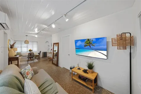 725 SW 2nd Court Fort Lauderdale FL 33312