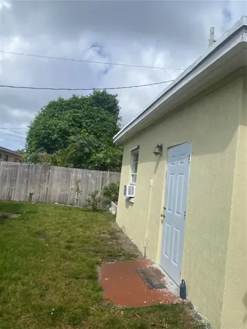 115 NE 192nd Street Miami FL 33179
