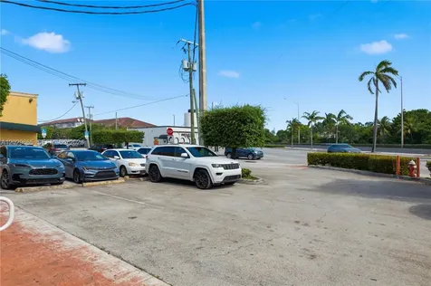 1815 W Okeechobee Road Hialeah FL 33010