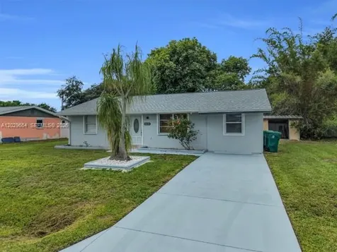 18634 Goodman Circle Port Charlotte FL 33948