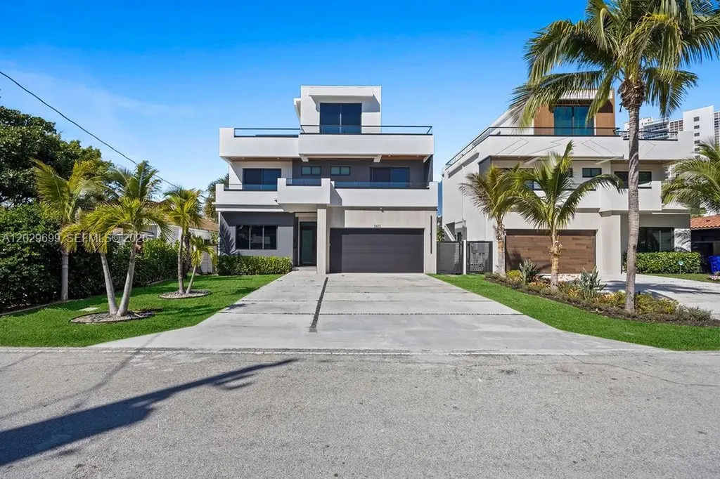 2613 Center Avenue Fort Lauderdale FL 33308