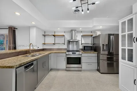 5501 Pine Terrace Plantation FL 33317