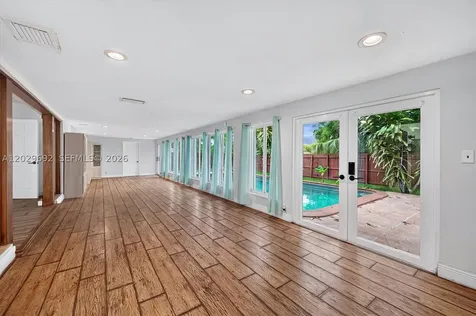 5501 Pine Terrace Plantation FL 33317