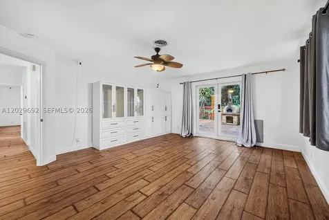 5501 Pine Terrace Plantation FL 33317