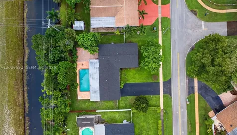 5501 Pine Terrace Plantation FL 33317