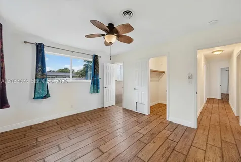5501 Pine Terrace Plantation FL 33317