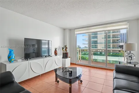 6917 Collins Avenue Miami Beach FL 33141