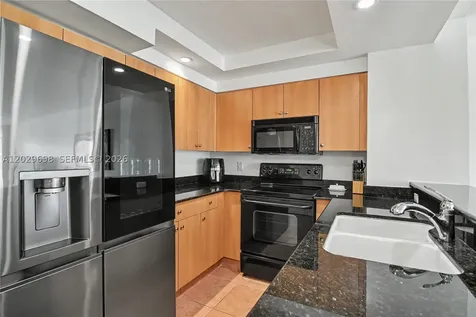 6917 Collins Avenue Miami Beach FL 33141