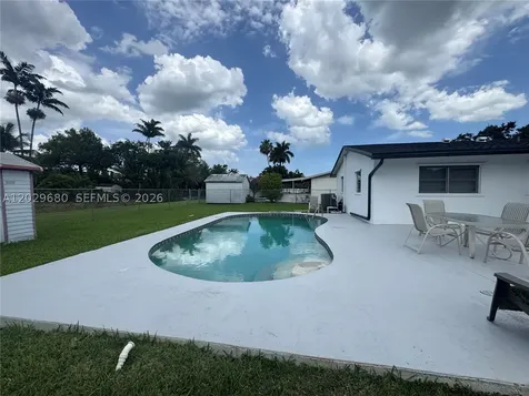 9605 SW 187th Street Cutler Bay FL 33157