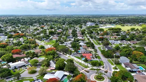9605 SW 187th Street Cutler Bay FL 33157