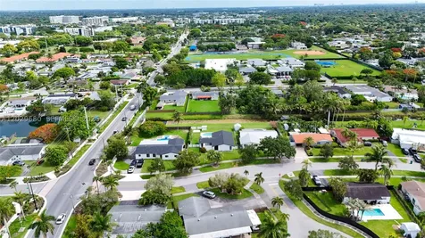 9605 SW 187th Street Cutler Bay FL 33157