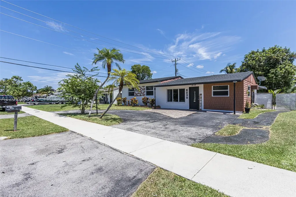 6230 SW 16th Court North Lauderdale FL 33068