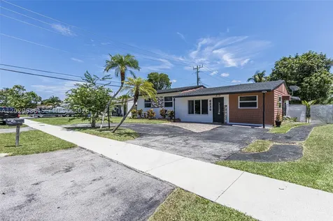 6230 SW 16th Court North Lauderdale FL 33068