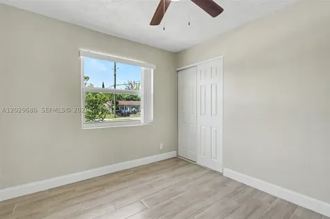 6230 SW 16th Court North Lauderdale FL 33068