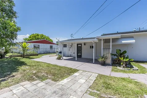6230 SW 16th Court North Lauderdale FL 33068