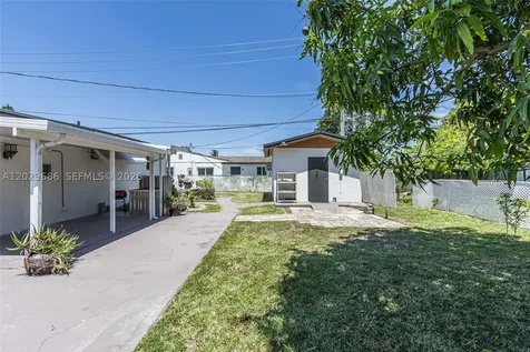6230 SW 16th Court North Lauderdale FL 33068