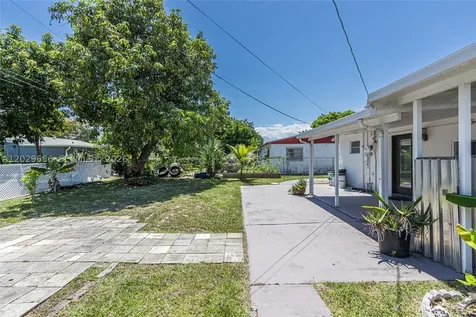 6230 SW 16th Court North Lauderdale FL 33068