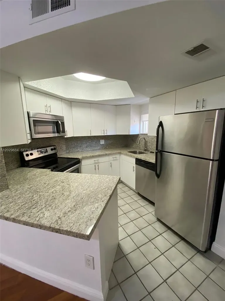 8323 Lake Drive Doral FL 33166
