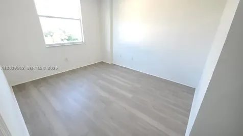 1723 SW 2nd Avenue Miami FL 33129