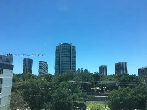 1723 SW 2nd Avenue Miami FL 33129