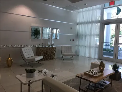 1723 SW 2nd Avenue Miami FL 33129