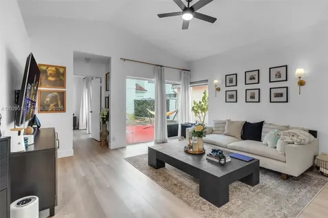 17953 SW 11th Street Pembroke Pines FL 33029