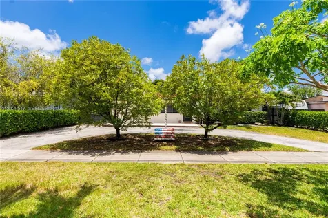 8595 SW 128th Street Miami FL 33156